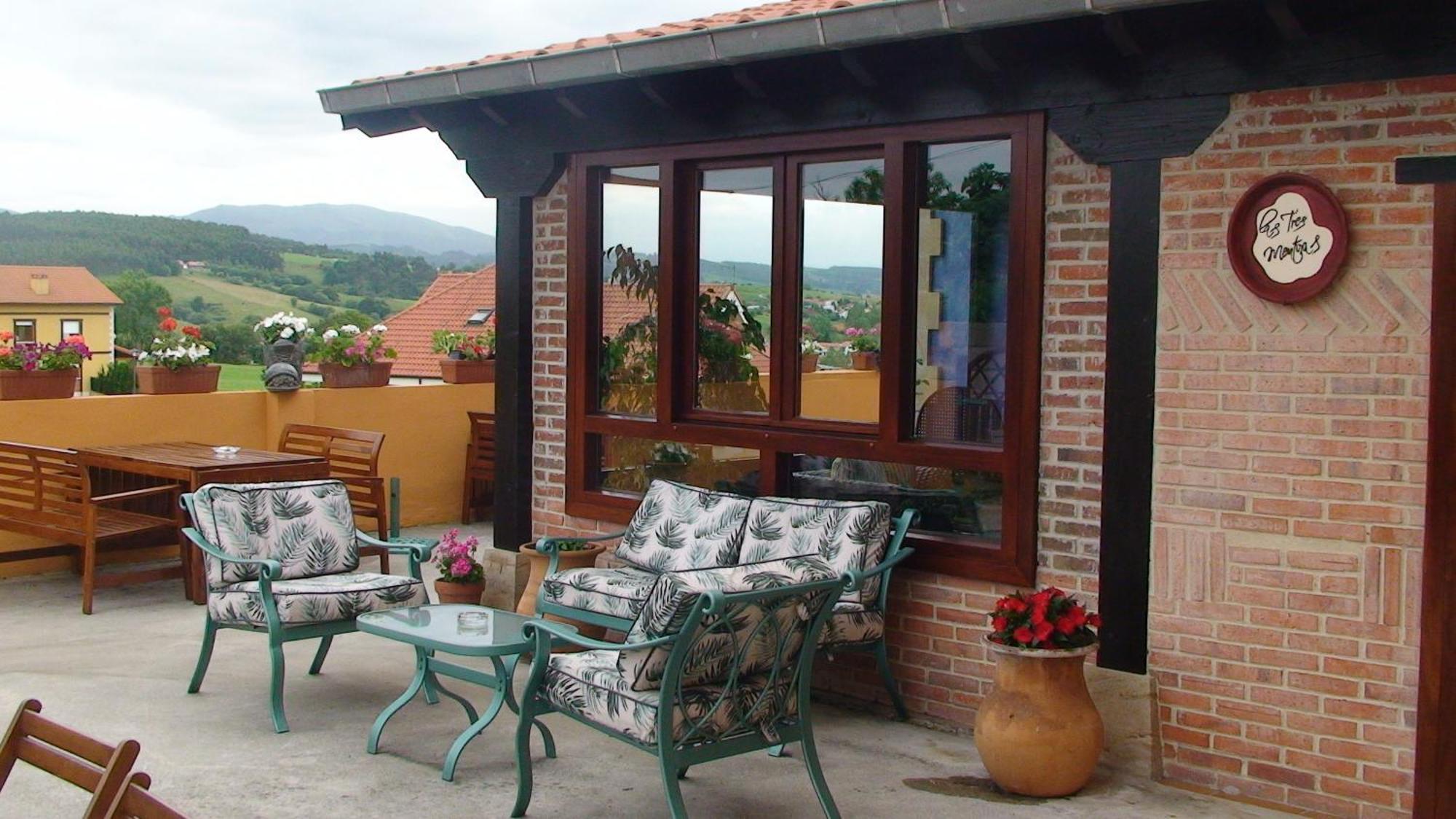 Posada Las Tres Mentiras De Santillana Del Mar Hotel Bagian luar foto