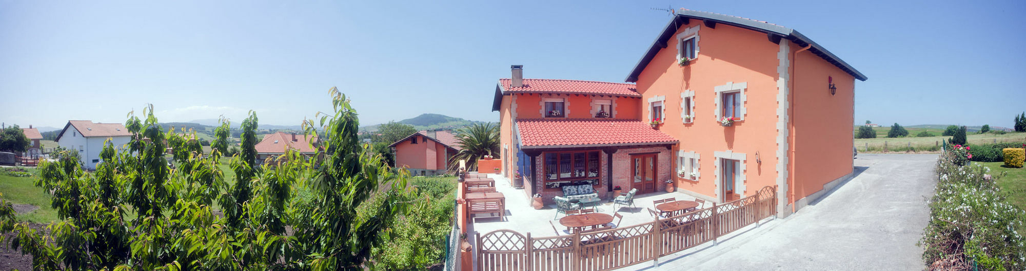 Posada Las Tres Mentiras De Santillana Del Mar Hotel Bagian luar foto